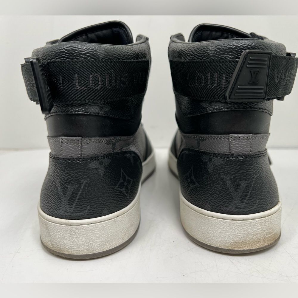 Louis Vuitton Trainer Sneaker Rivoli Boot High Top US 8.5 Mens Monogram Eclipse - Picture 5 of 11